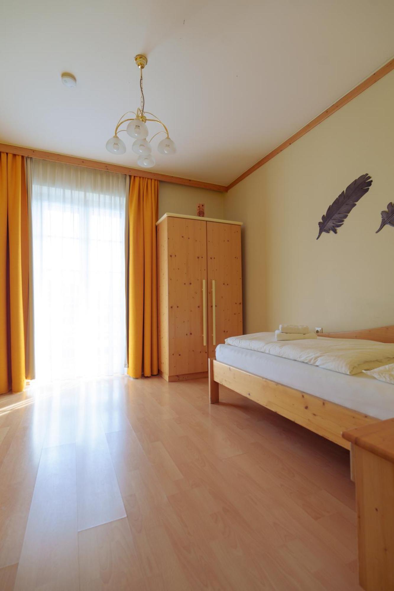 Pension & Reitstall Inghofer Heidenreichstein Εξωτερικό φωτογραφία