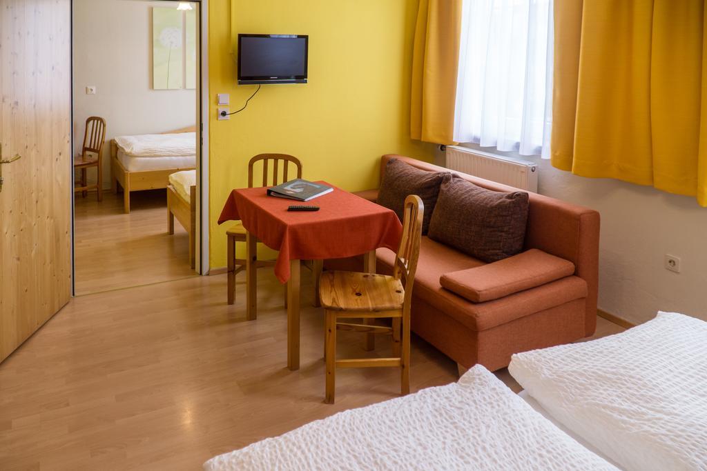 Pension & Reitstall Inghofer Heidenreichstein Εξωτερικό φωτογραφία
